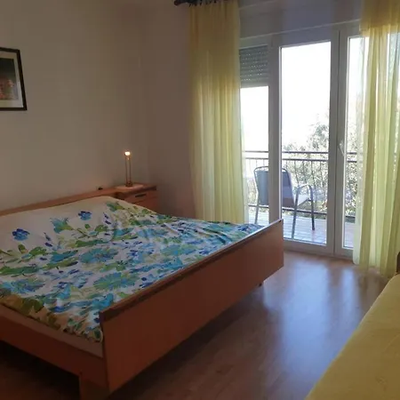 Apartman Peros דירה נובי ווינודולסקי