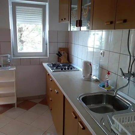 Apartman Peros דירה נובי ווינודולסקי